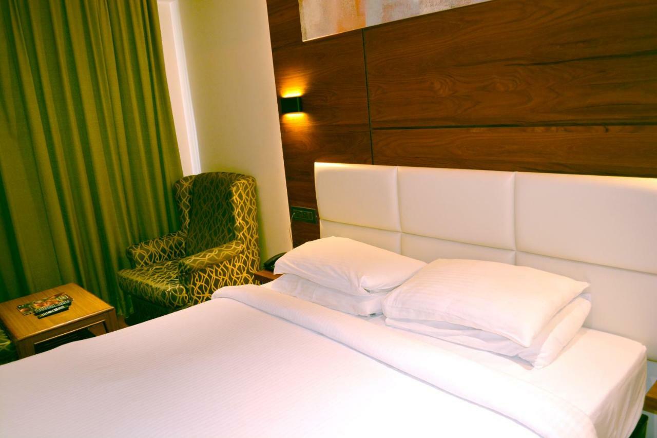 Hotel Rk Residency Tiruppur Exteriér fotografie