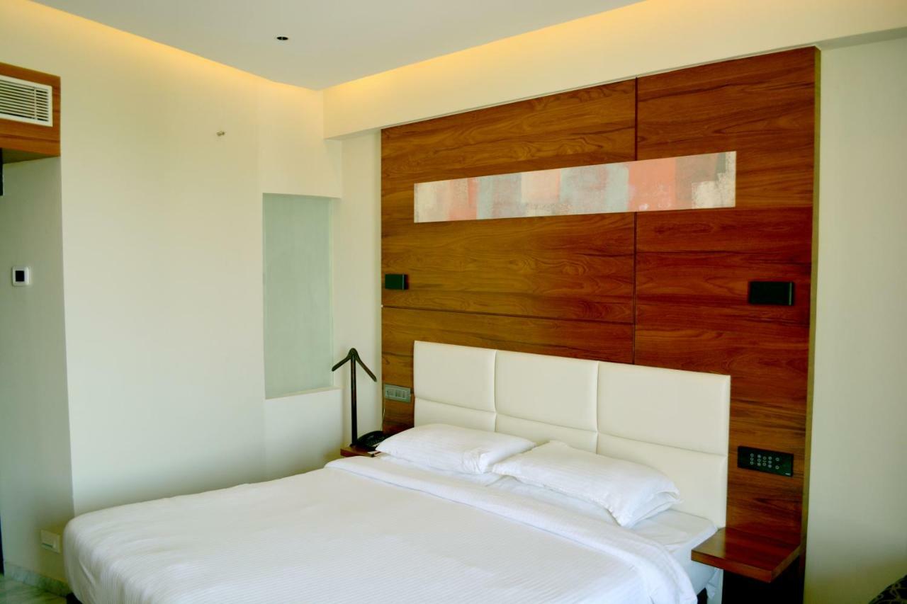 Hotel Rk Residency Tiruppur Exteriér fotografie