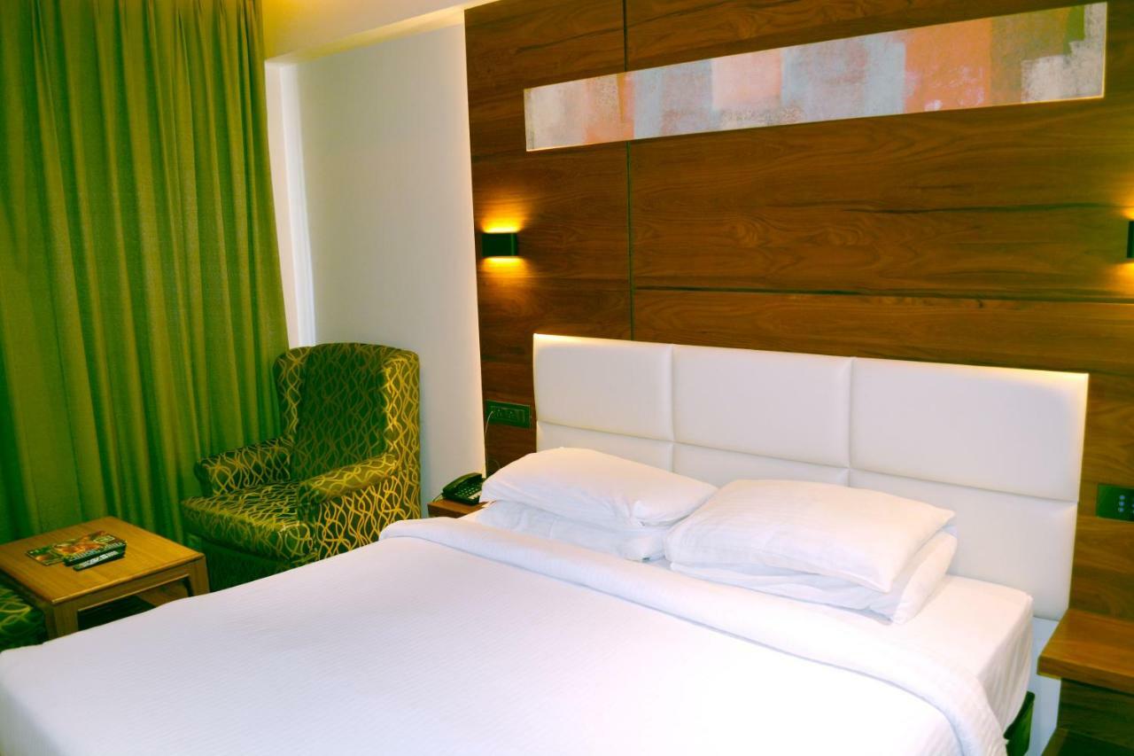 Hotel Rk Residency Tiruppur Exteriér fotografie